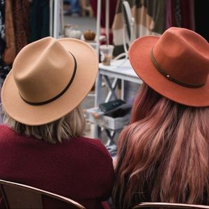 Meet your Posher, Flossie